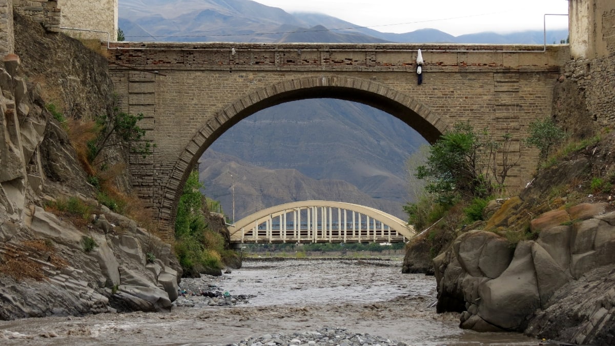 Most «Usta Idrisa»