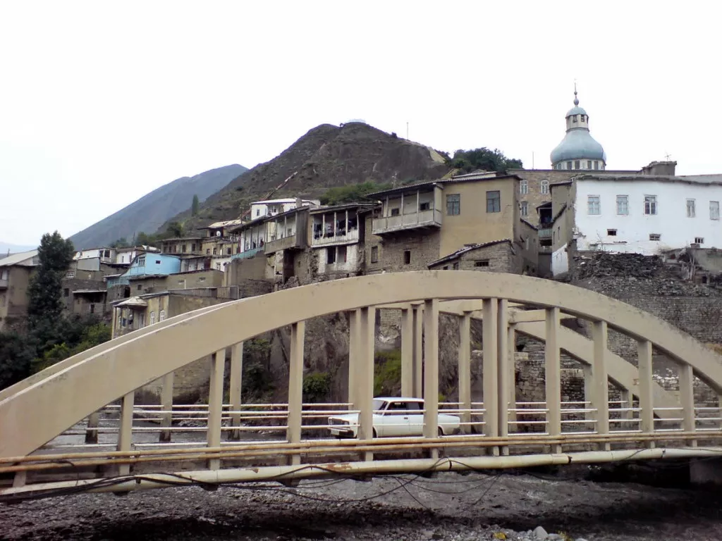 Мост «Джиорса и Дебернарди»